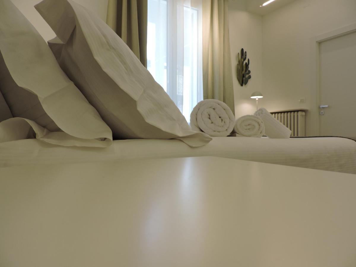 Garibaldi 52 Exclusive Apartments Bari Kültér fotó