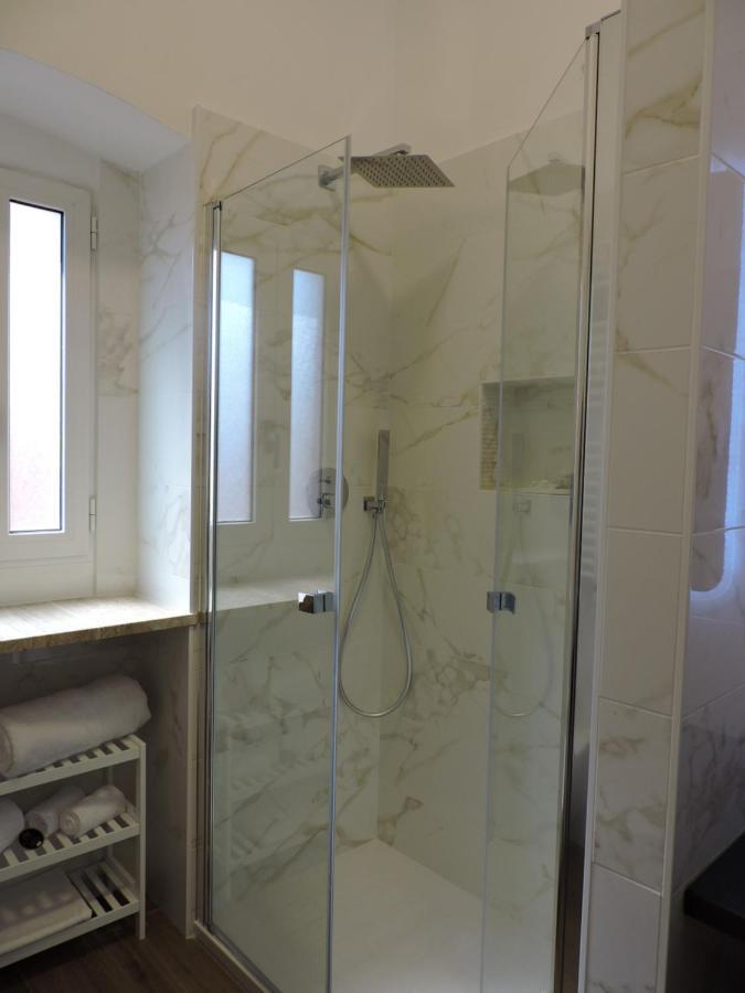Garibaldi 52 Exclusive Apartments Bari Kültér fotó